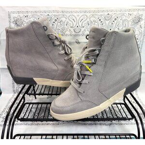 Sorel Out N About Boots Hidden Wedge Suede Grey Waterproof Womans Sz 9 EUC
